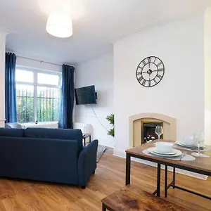https://3-bedroom-home-with-free-parking.yorkshirehotels.net